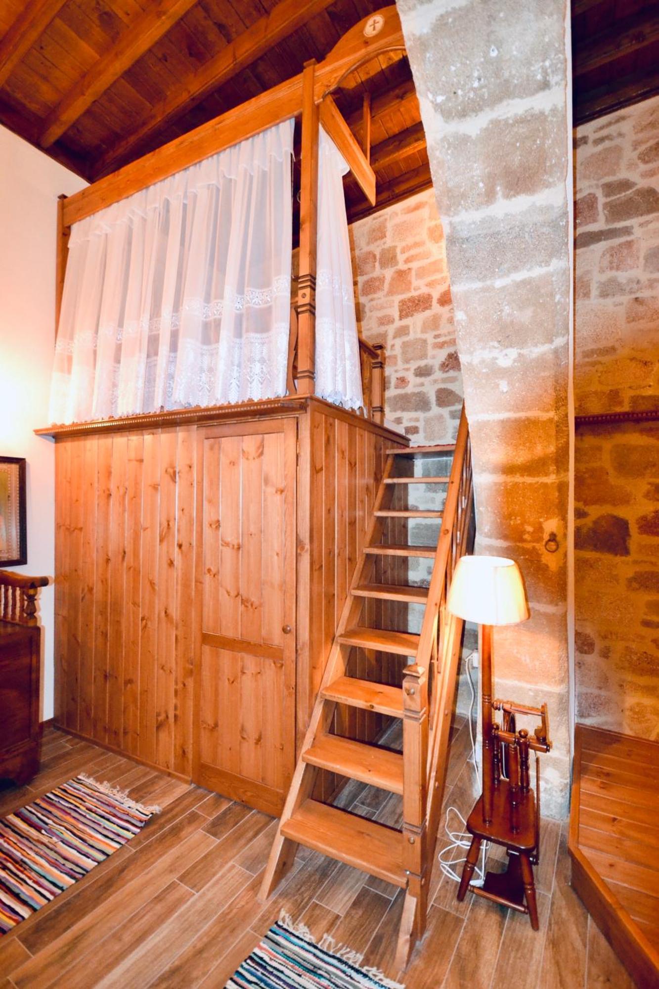 Villa Patitiri Traditional House With Hot Tub Архангелос Екстериор снимка