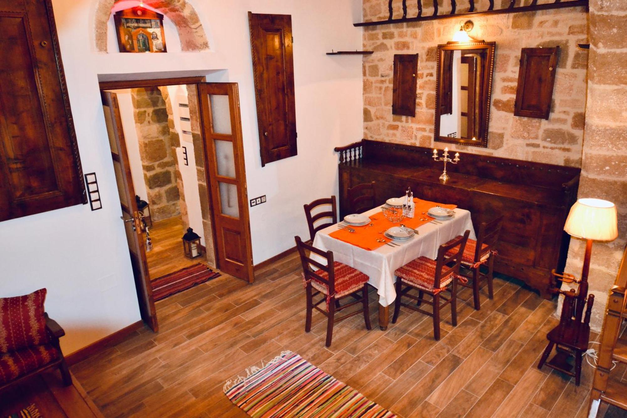 Villa Patitiri Traditional House With Hot Tub Архангелос Екстериор снимка