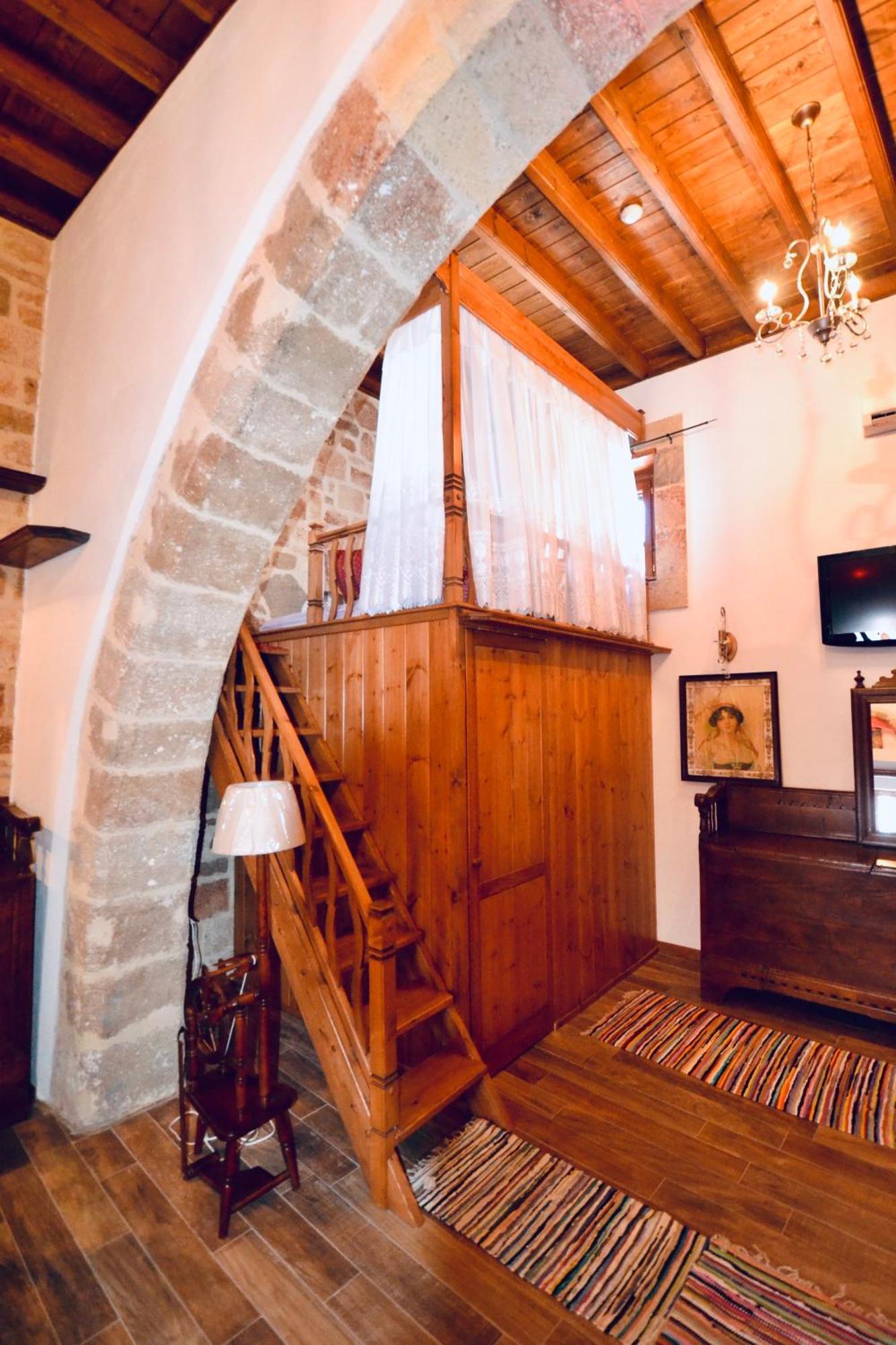 Villa Patitiri Traditional House With Hot Tub Архангелос Екстериор снимка