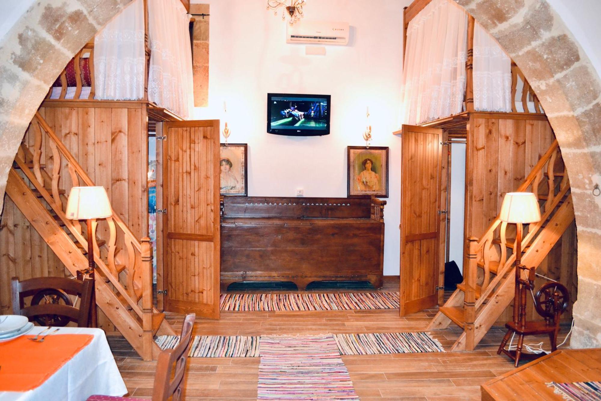 Villa Patitiri Traditional House With Hot Tub Архангелос Екстериор снимка